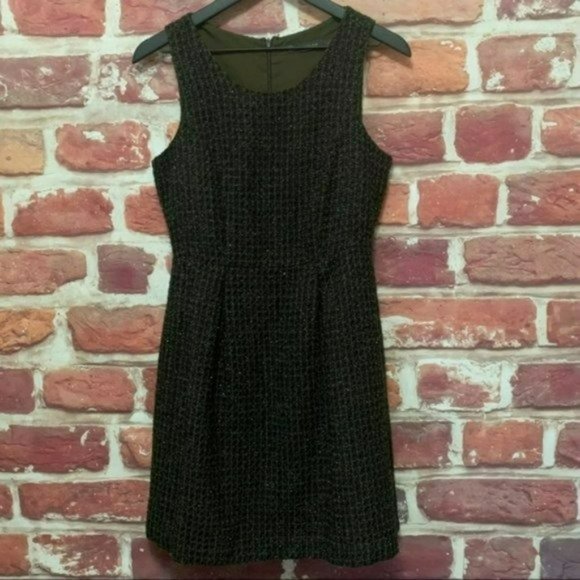OUTBACK RED GREEN & BLACK MULTICOLOR BOUCLE SLEEVELESS PLEATED SHEATH DRESS - Picture 7 of 9